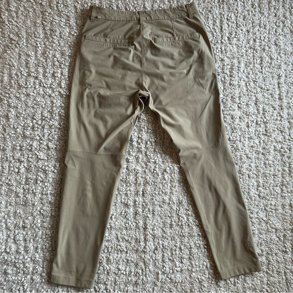 Lululemon Commission Slim Warpstream Pant - Tofino Sands - size 30 - Picture 6 of 11